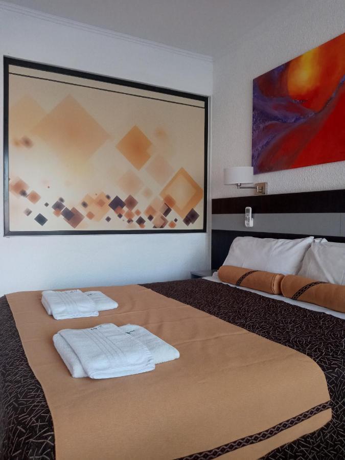 מינה קלאוורו Balcon Del Rio, Hotel De Campo Y Cabanas מראה חיצוני תמונה