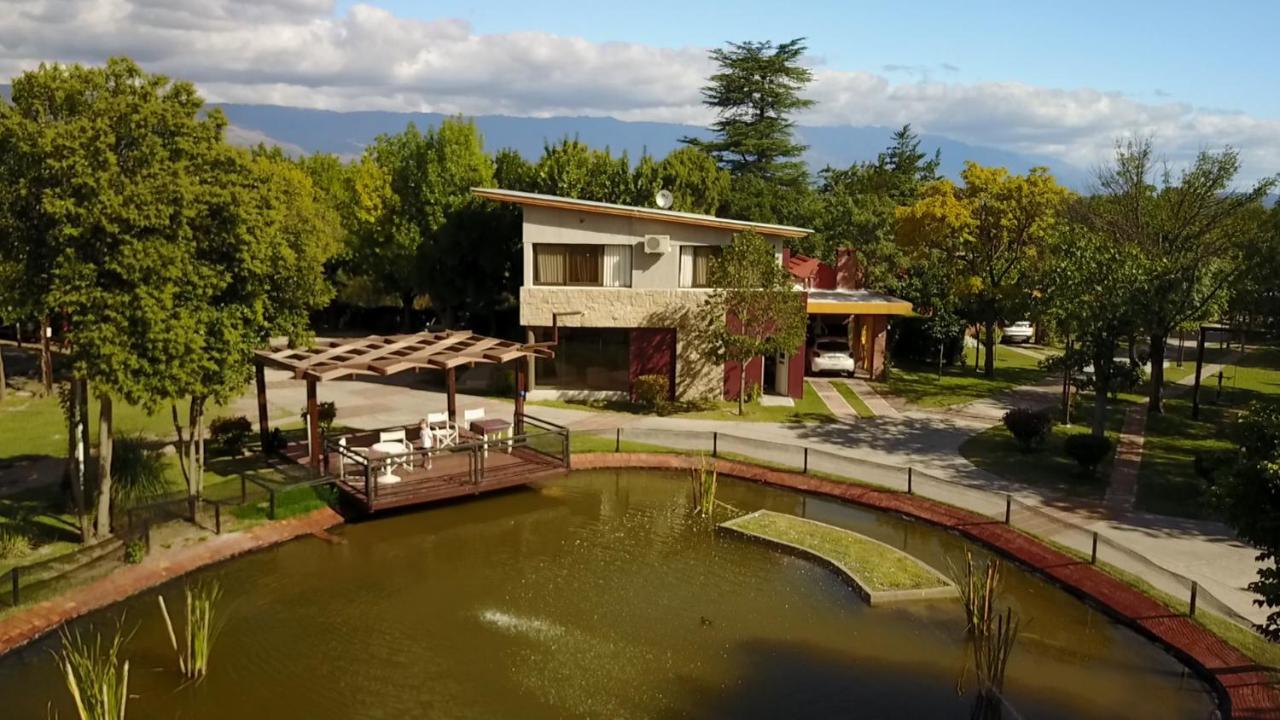 מינה קלאוורו Balcon Del Rio, Hotel De Campo Y Cabanas מראה חיצוני תמונה