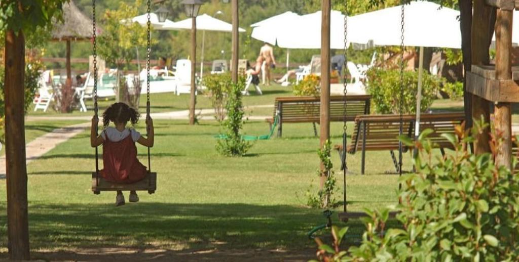 מינה קלאוורו Balcon Del Rio, Hotel De Campo Y Cabanas מראה חיצוני תמונה