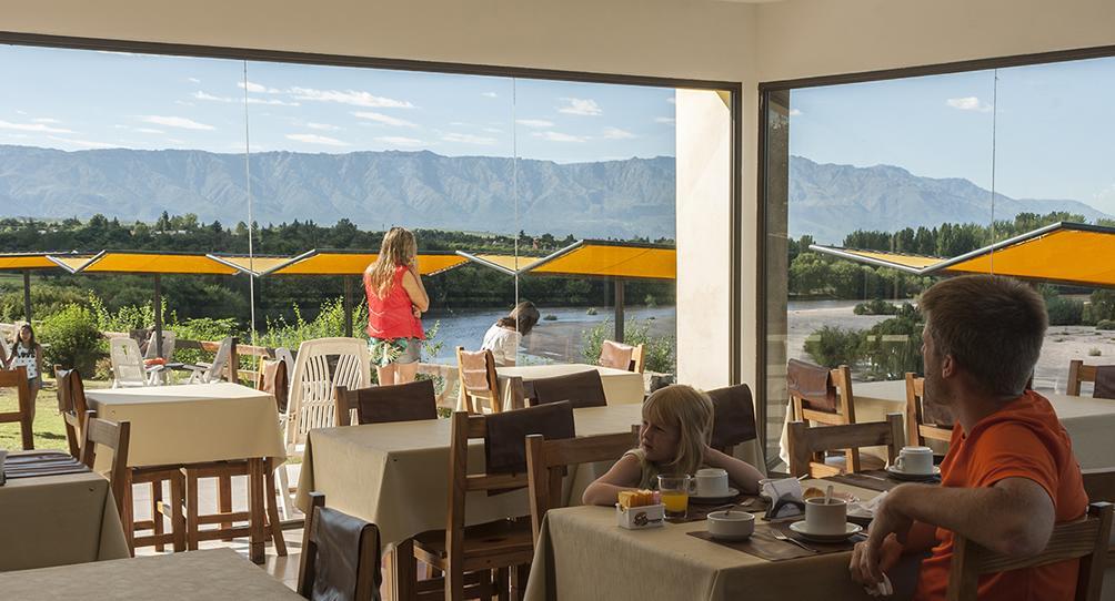 מינה קלאוורו Balcon Del Rio, Hotel De Campo Y Cabanas מראה חיצוני תמונה